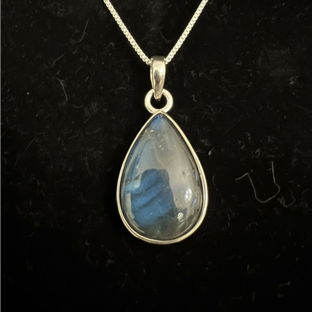 Elegant Blue labrodite Teardrop Pendant‎ sterling silver Necklace